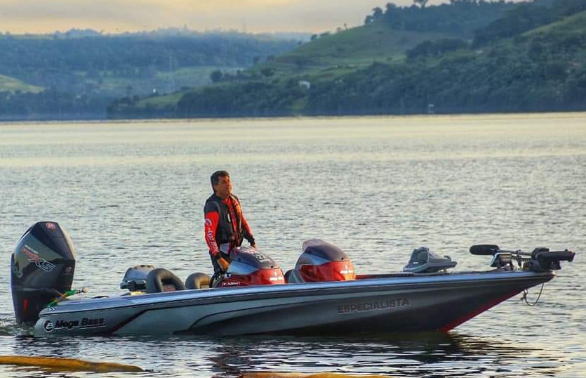 Pescador durante etapa da Copa Iguaçu de Pesca Esportiva