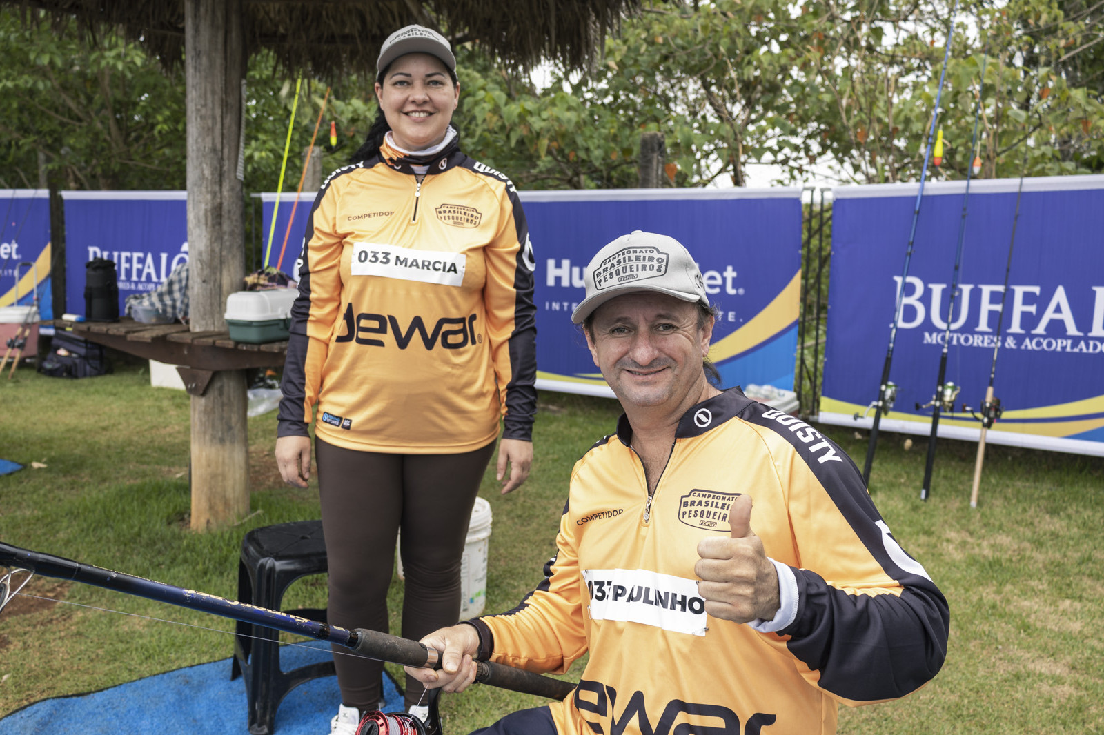 Casal pronto para a prova