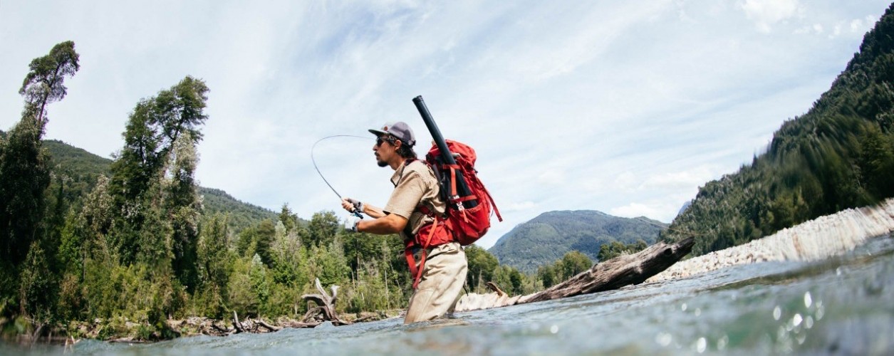 Sebastian Sánchez fly fishing