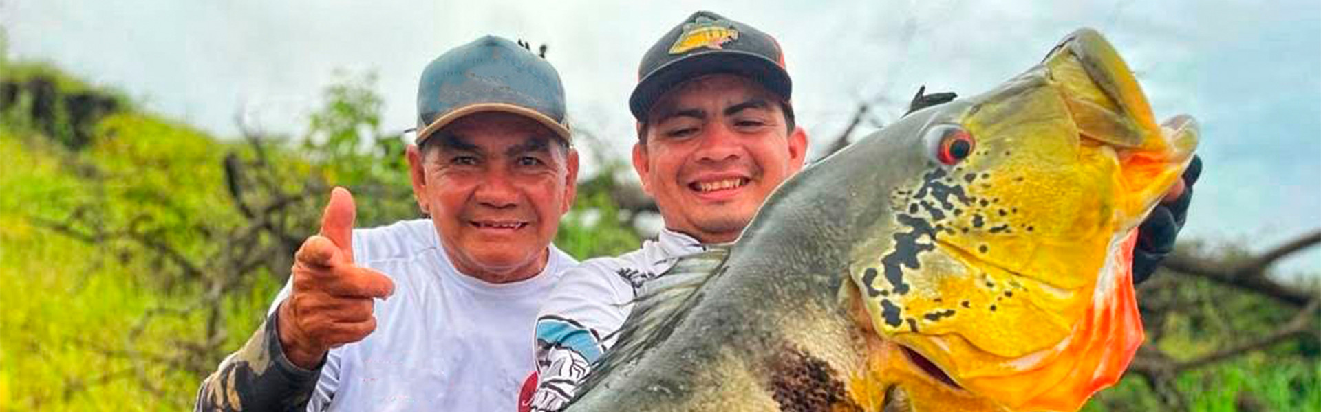 Pai e filho, guias de pesca, abrem sua própria pousada no Rio Juma: conheça essa história