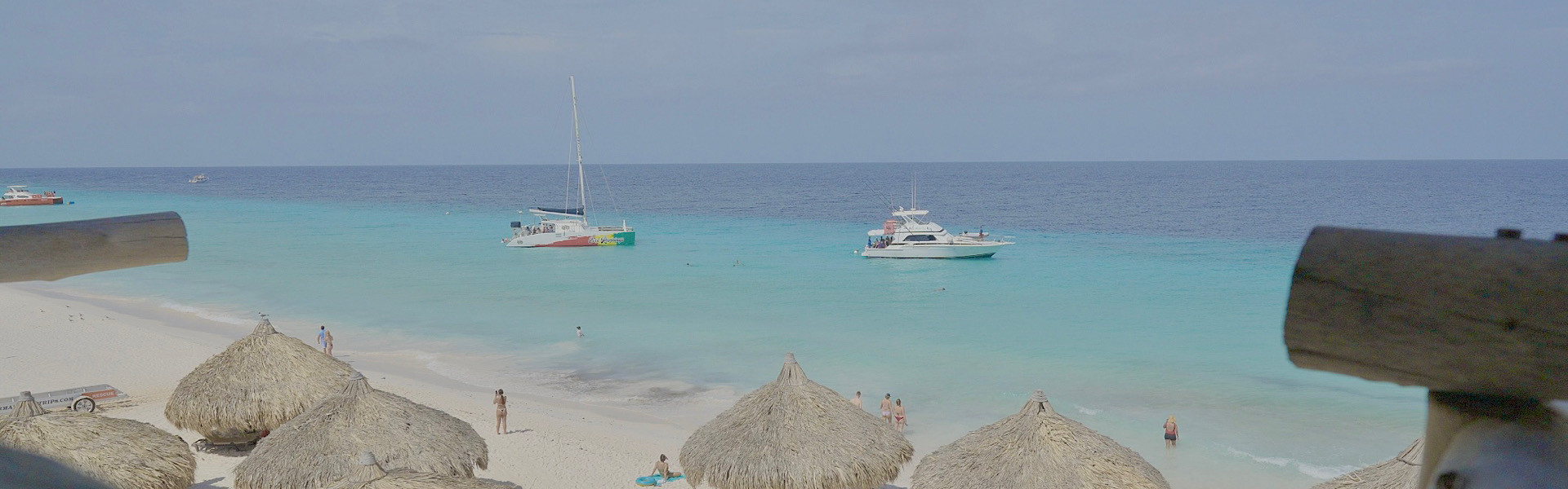 Curaçao cada dia mais azul: Laís Vanessa revela as praias imperdíveis da ilha caribenha. Foto: Fish TV.