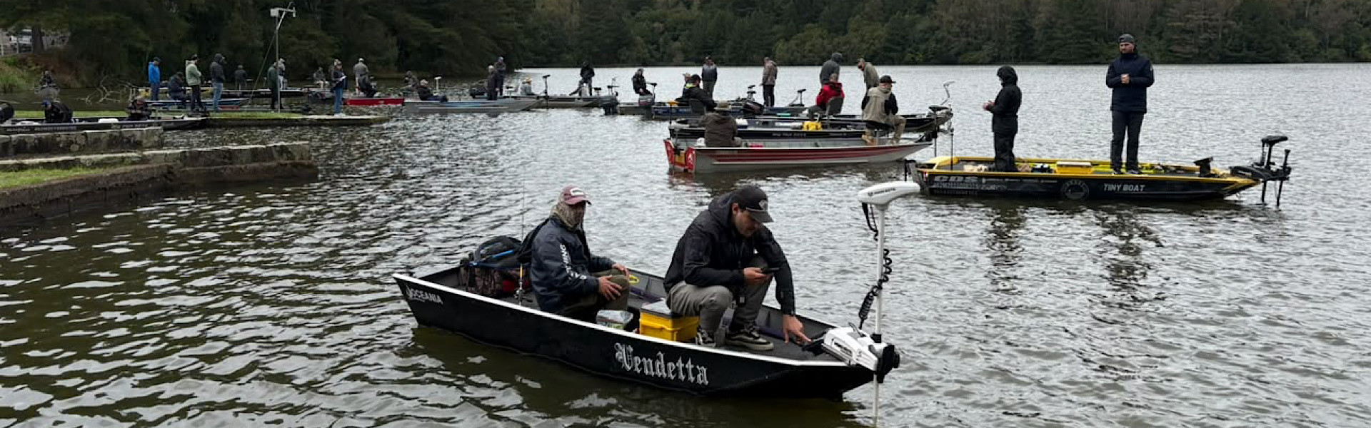 Represa Samuara é palco de disputa acirrada na 3ª Etapa do Torneio Agapia de Black Bass em Caxias do Sul. Foto de capa: Agapia.