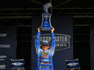 Bassmaster Elite Series 2024: aos 19 anos, Trey McKinney é o campeão mais jovem da história