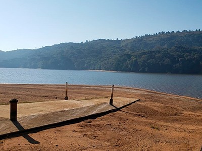 Mutirão para limpeza de represa ocorre em Ponta Grossa, no Paraná