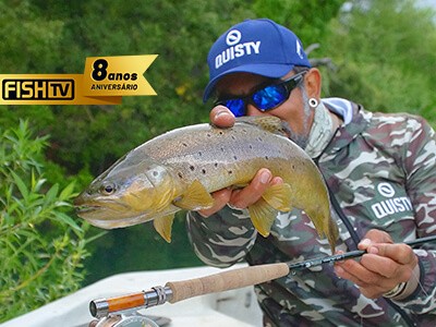 Apresentadores da Fish TV fazem bate-papo com pescadores