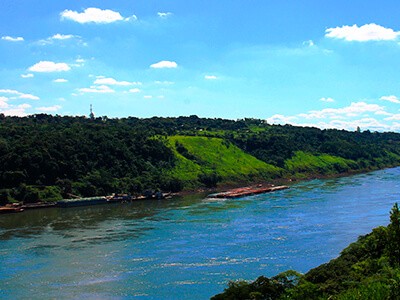 Navegações ficam impedidas no rio Paraná