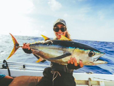Laís Vanessa retorna à Curaçao e revela o paraíso da pesca esportiva no Caribe
